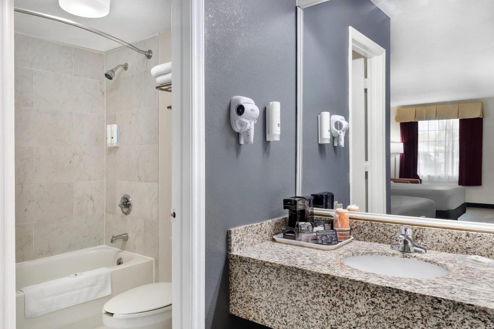Quality Inn Andrews Экстерьер фото